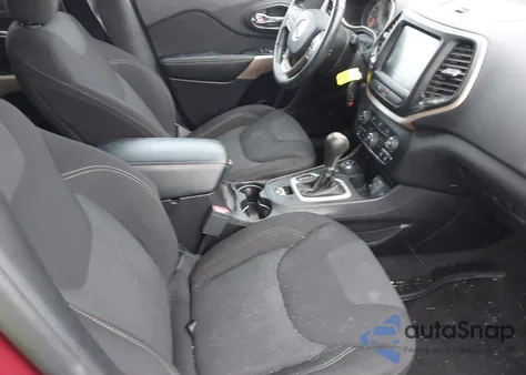 2017 Jeep Cherokee Latitude 4X4 из США, поврежденный, VIN 1C4PJMCB8HD218403